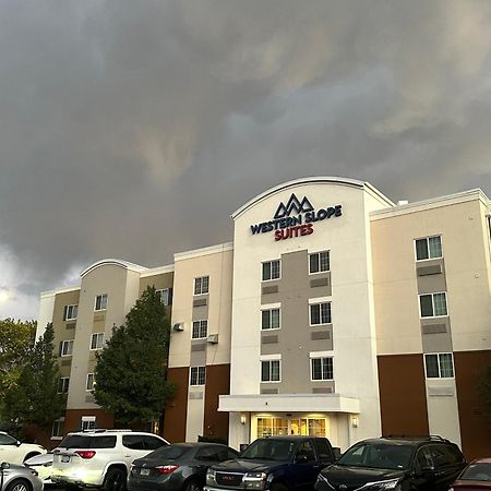 Western Slope Suites Parachute Exterior foto